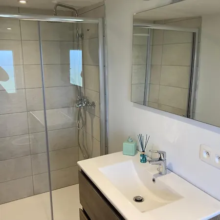 Апартаменты Lovely Acacia *