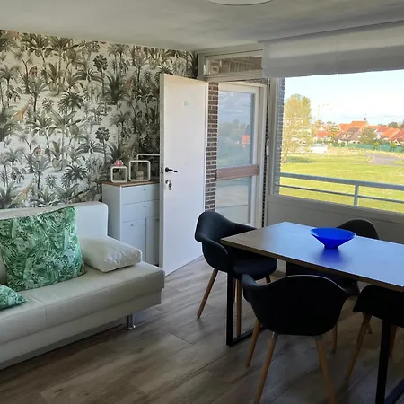 Апартаменты Lovely Acacia *